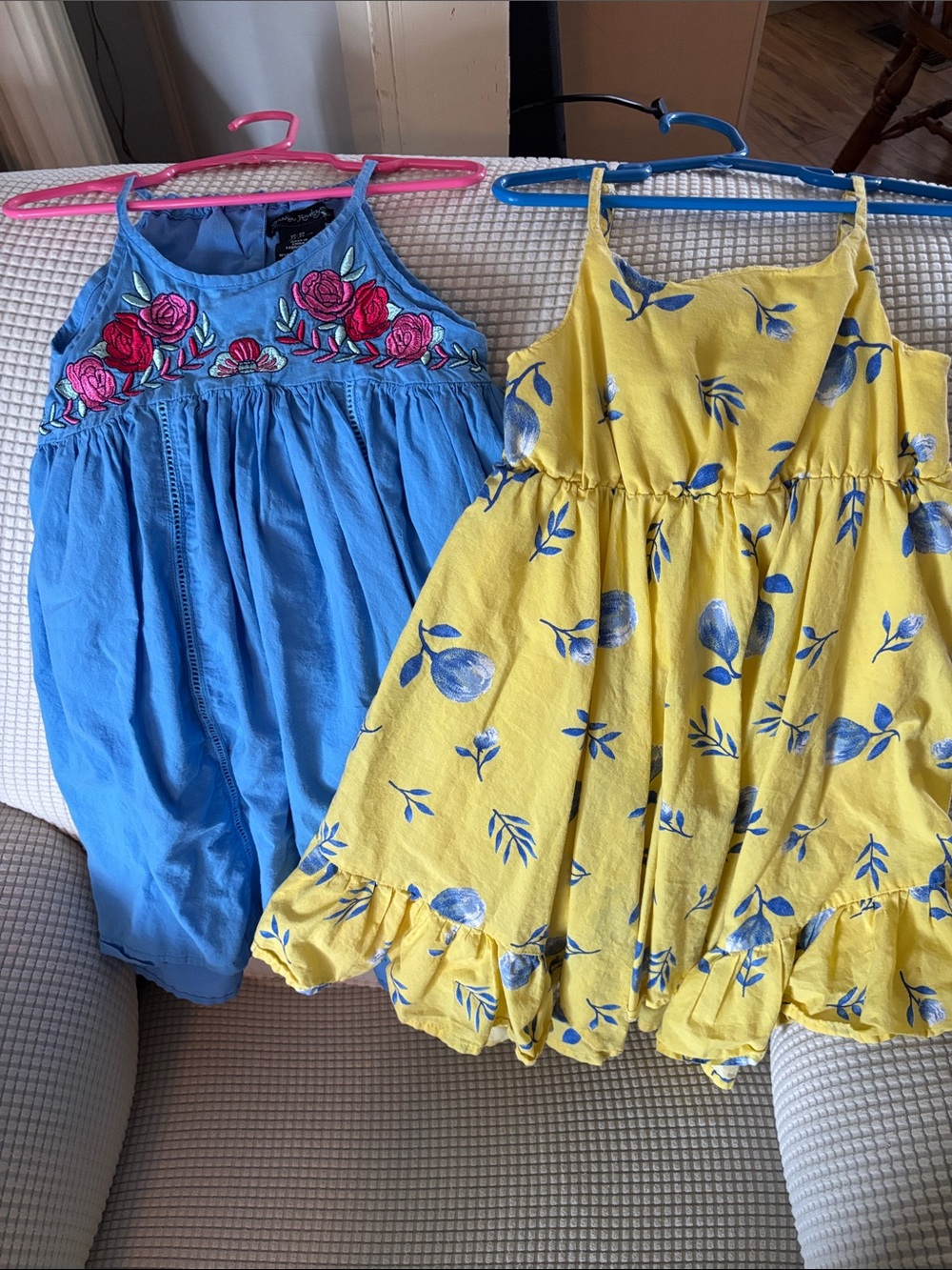 Bundle of 2 Dresses, Tahari Baby & Cynthia Rowley